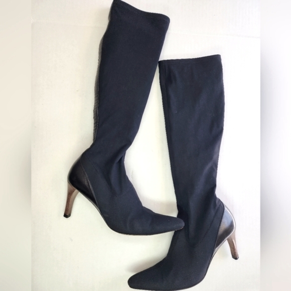 Shoes - 🌸 Gucci | Knee High Stretch‎ Boots, size 6, Black